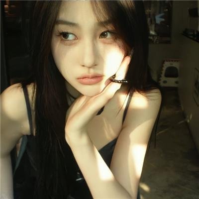 黄阿丽:小眼镜蛇